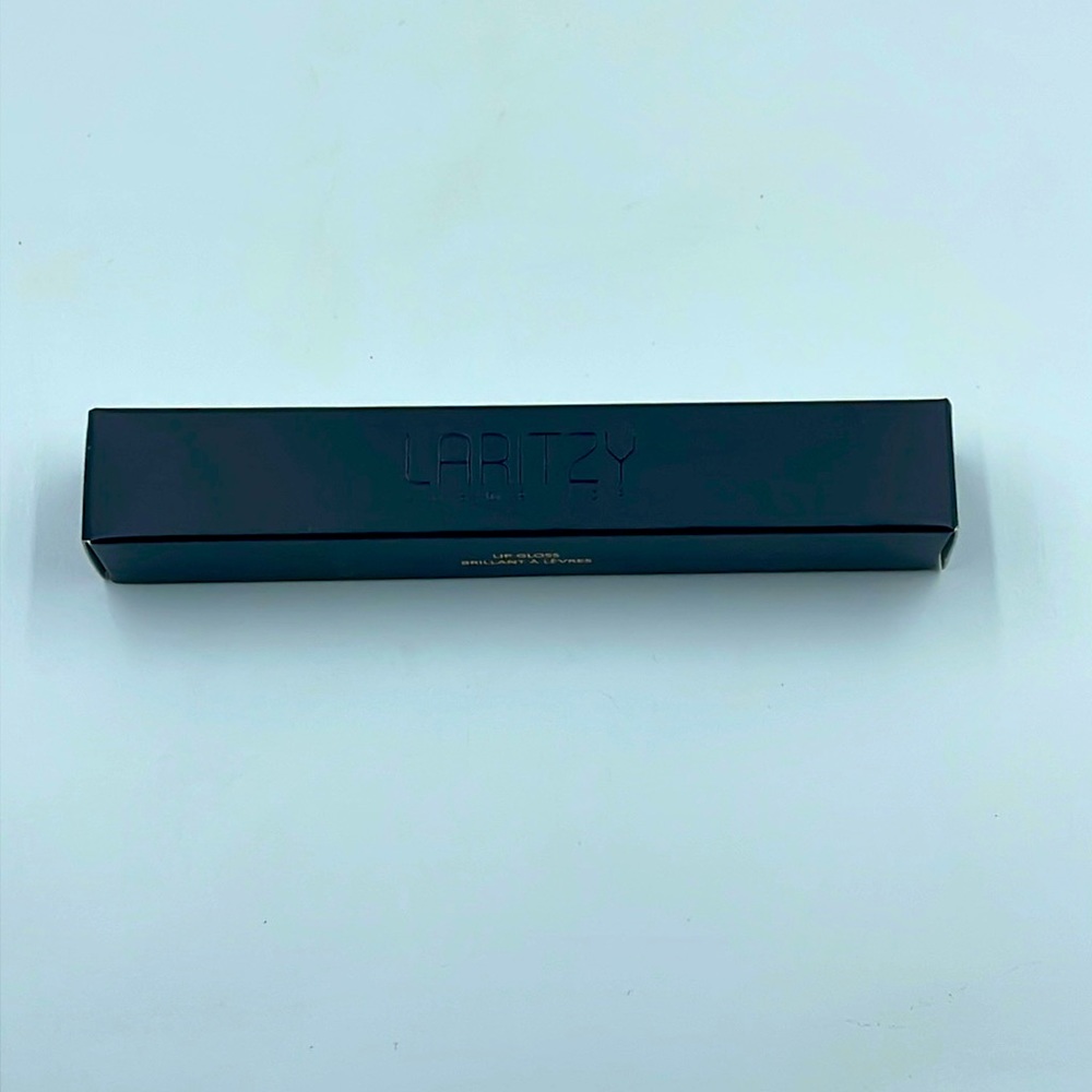 Laritzy Lip Gloss in Old Rose (NWT)